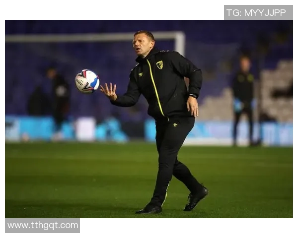 欧冠转播权争夺战打响：Paramount+冲击英国足球转播市场，天空体育BT体育面临流媒体平台挑战